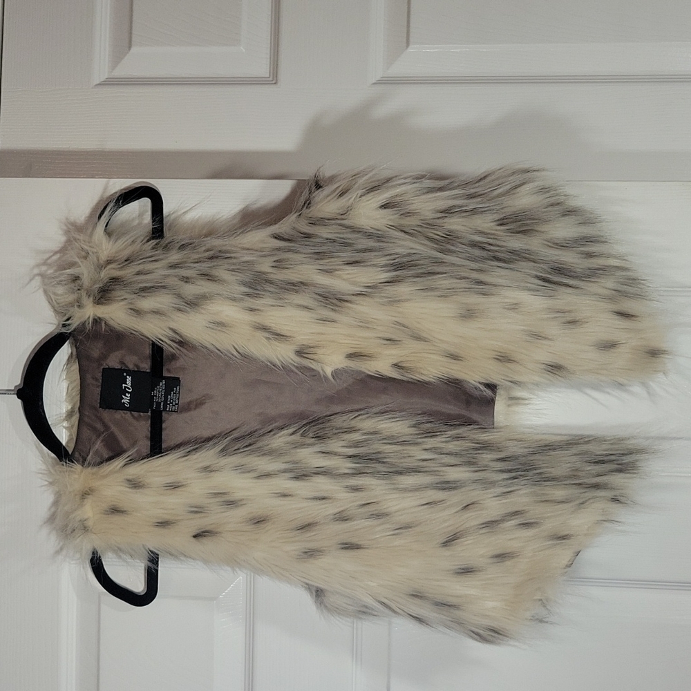 Me Jane faux fur vest